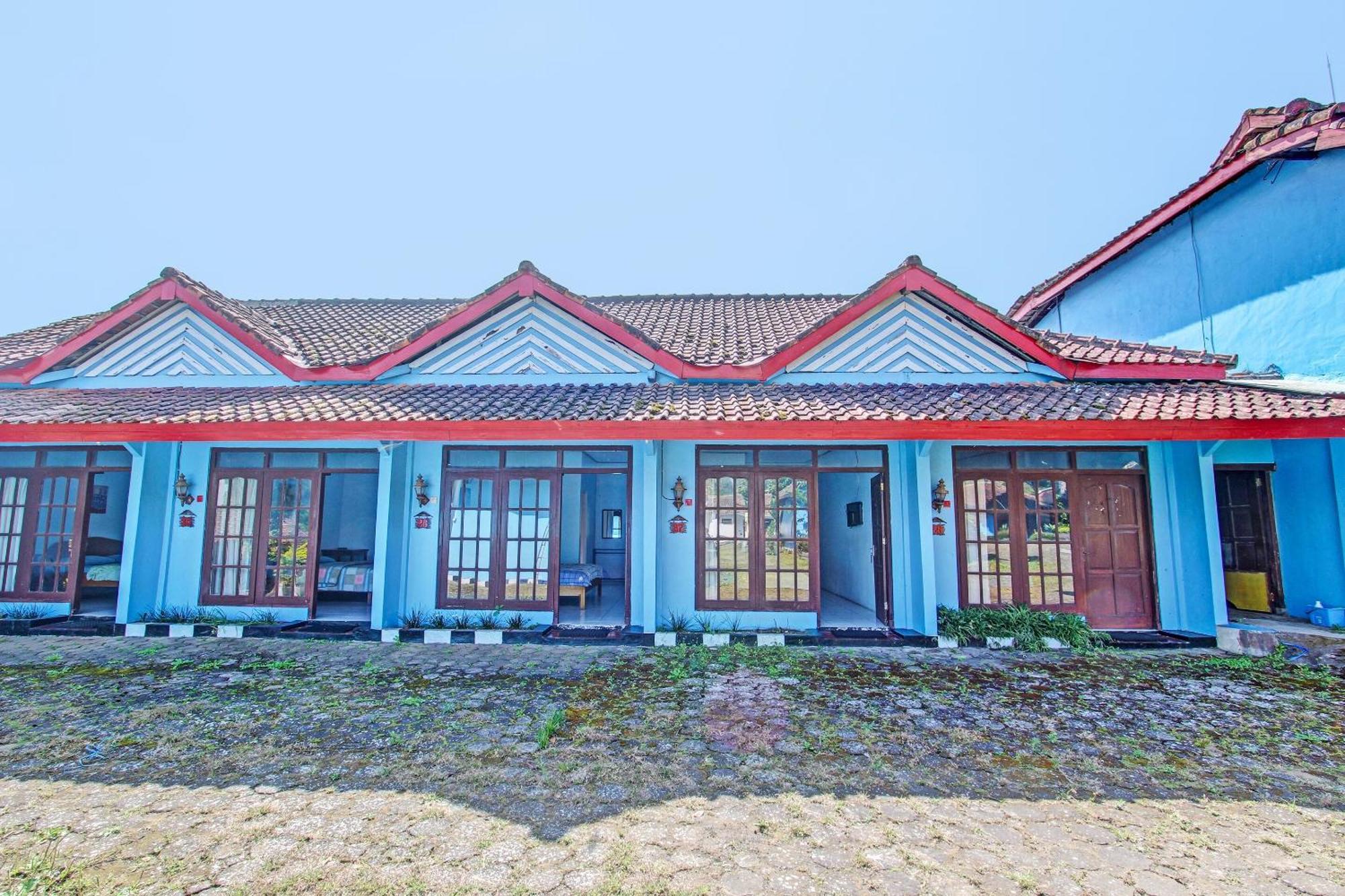 Hotel Capital O 91644 Loka Hause Salatiga Exterior foto