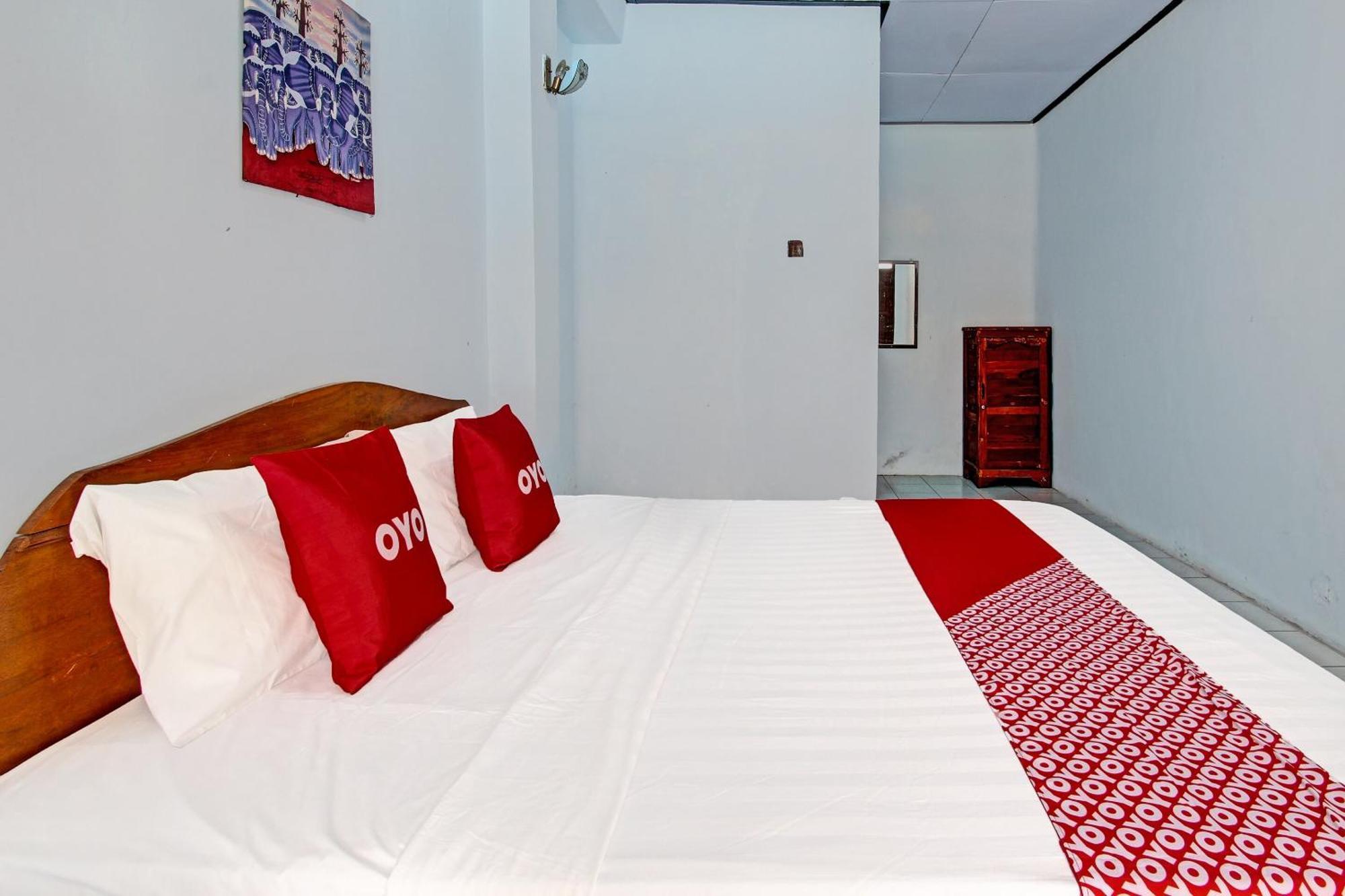 Hotel Capital O 91644 Loka Hause Salatiga Exterior foto